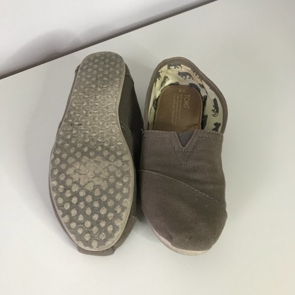 Toms Slip On Grey Flats - Picture 5 of 6